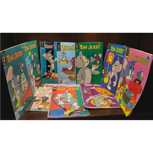 Group of assorted vintage 1950s-70's Gold Key Tom & Jerry comics (10 comics)