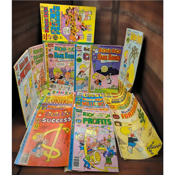 Large group of assorted vintage Harvey Worl Richie Rich comics from 1970's, '80s (approx. 20 comics)