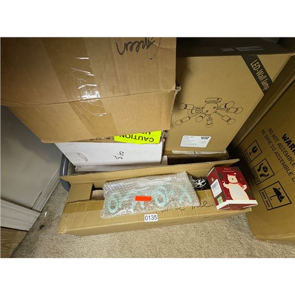 Group of assorted Christmas Decor & light fixtures