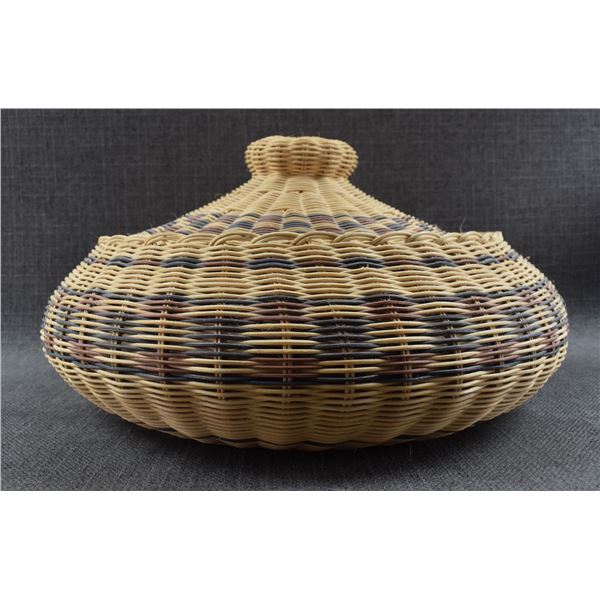 CHEROKEE LIDDED BASKETRY CONTAINER (BESSIE RUSSEL)