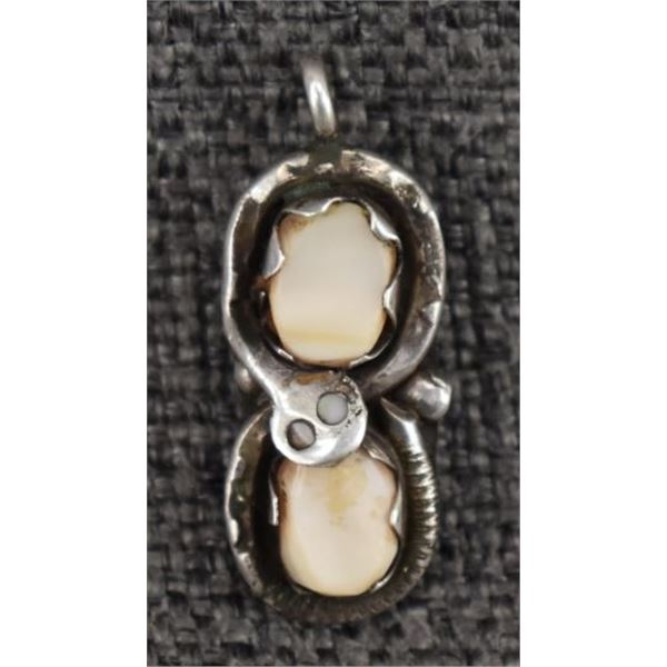 ZUNI PENDANT (EFFIE CALAVAZA)