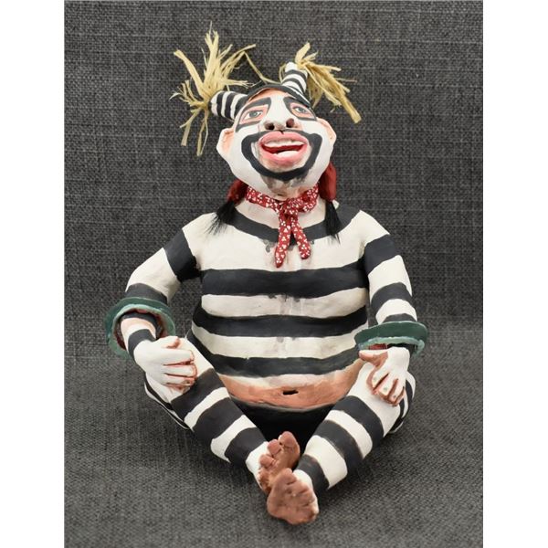 LAGUNA/JEMEZ POTTERY FIGURE (JANET FRAGUA HEVEY)
