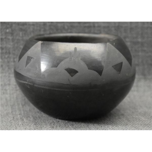 SANTA CLARA POTTERY BOWL