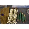 Image 12 : COLLECTION OF PLAINS BEADED ITEMS