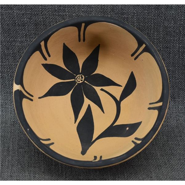 SANTO DOMINGO POTTERY BOWL (VIDAL AGUILAR)