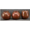 Image 3 : THREE NAVAJO POTTERY JARS (SUE WILLIAMS)