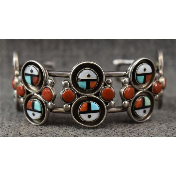 ZUNI BRACELET (ZENO AND MARY ANN  EDAAKIE)