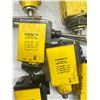 Image 4 : Lot of (21) Banner #Q45BB6FQ5 Mini Beam Sensor Switches