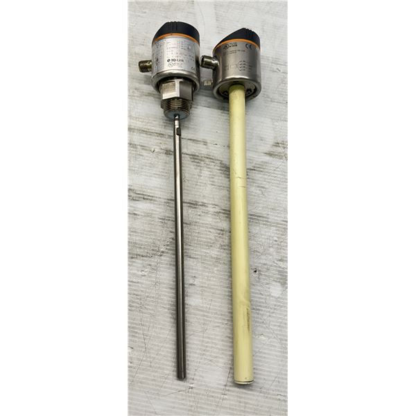 Lot of (2) ifm Sensors #LK7022 & #LR3000
