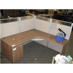 Corner Single Workstation With Glass Top Panels