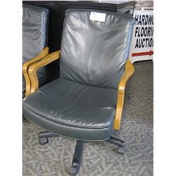 Cherry Frame Green Leather Executive Tilter Chair