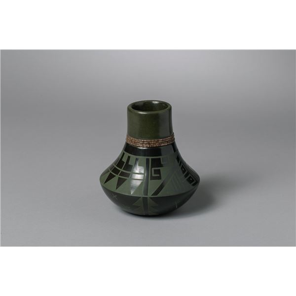 San Ildefonso Green and Black Jar, Erik Fender (b. 1970)