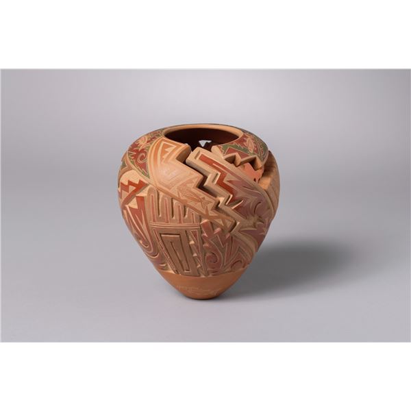 Santa Clara Sienna Jar, Grace Medicine Flower (b. 1938)