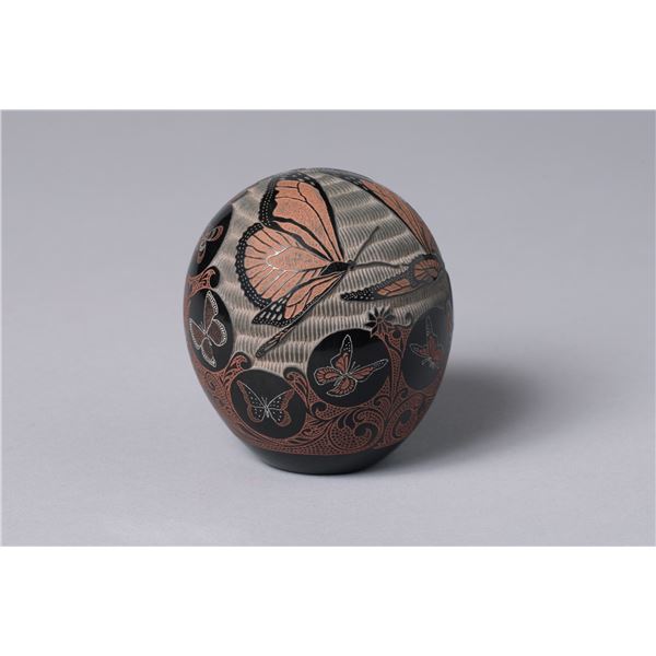 Santa Clara Seed Pot, Joseph Lonewolf (b. 1932)