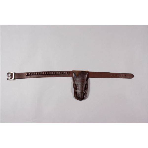 Museum Quality Miles City Saddlery Gun Rig