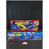 Image 1 : 2 Hotwheels Race Tracks G Force and Action City