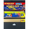 Image 3 : 2 Hotwheels Race Tracks G Force and Action City