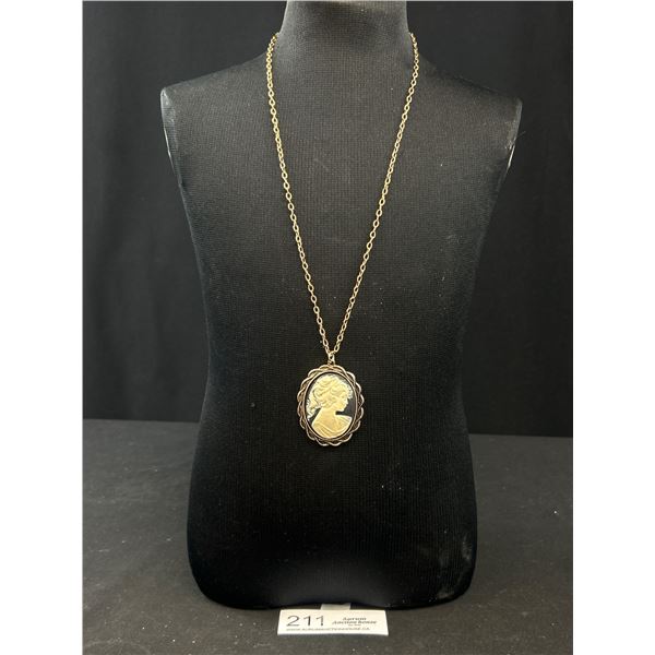 Vintage Cameo Pendant w/ Chain Necklace