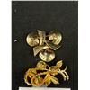 Image 3 : 4 Heavy Yellow Gold Plated Vintage Brooches