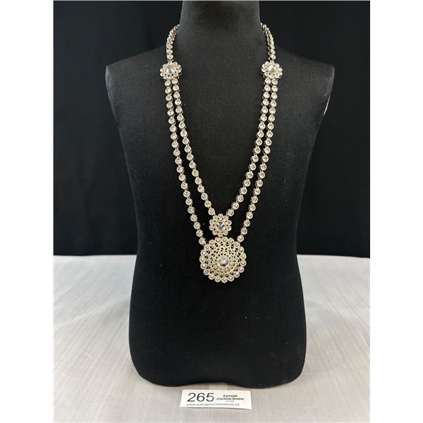 Gorgeous Vintage Rhinestones Necklace
