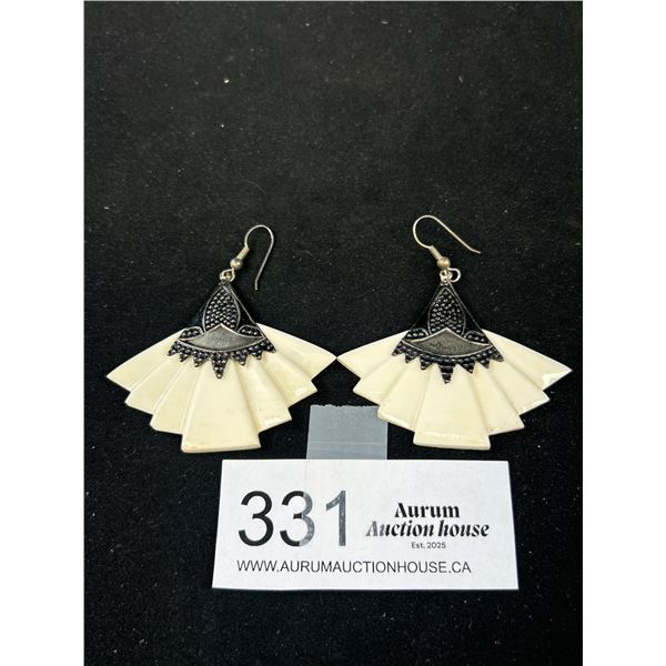 Pair of Vintage Silver/Bone Dingle Fan Design Earrings