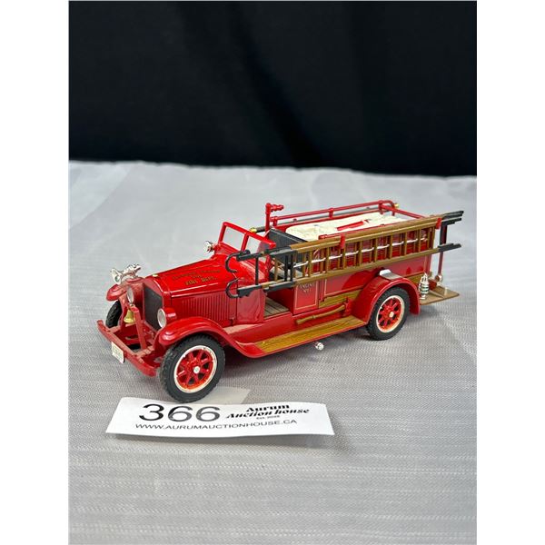 1928 Reo Pleasant Plains Fire Dept Road Signature Mint 1/32 Scale