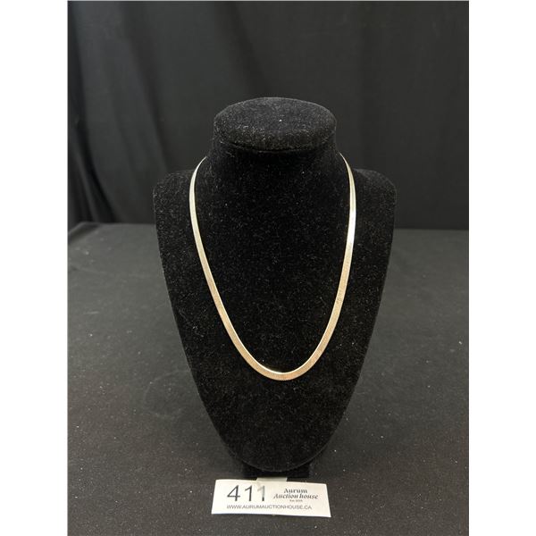 A Very Good Sterling Herring Bone Necklace