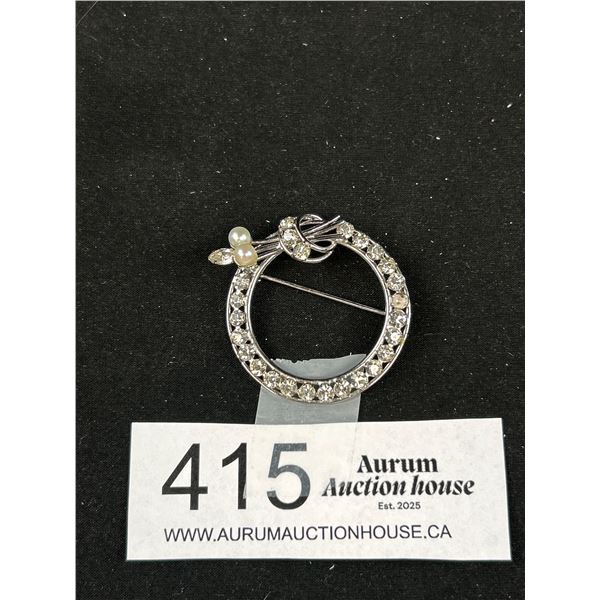 A Very Nice Sterling Stone Set Circular Brooche (1 Stone Missing)