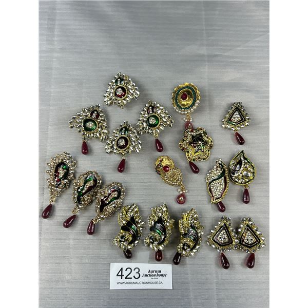 18 Pairs of Vintage Rhinestones Earrings