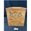 Image 3 : Vintage Vancouver BC Liquour Wooden Crate