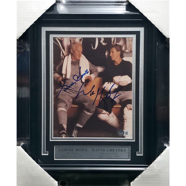 Wayne Gretzky and Gordie Howe Autographed Framed 8x10 Photo Edmonton Oilers Beckett