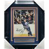Image 1 : WAYNE GRETZKY SIGNED AND FRAMED PHOTO - BECKETT COA