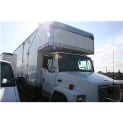 1994 FREIGHTLINER FL70 BOX VAN