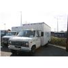 Image 1 : 1989 FORD E-350 CUBE VAN WHITE