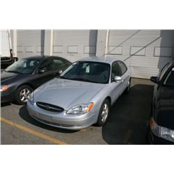 2003 FORD TAURUS 4DR SILVER