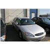 Image 2 : 2003 FORD TAURUS 4DR SILVER