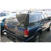 Image 3 : 2002 CHEV BLAZER 4DR SUV BLUE