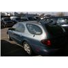 Image 4 : 2001 FORD TAURUS 4DR 5.W BLUE