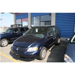 2004 DODGE GRANDCARAVAN