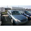 Image 2 : 2001 FORD TAURUS 4DR S/W BLUE