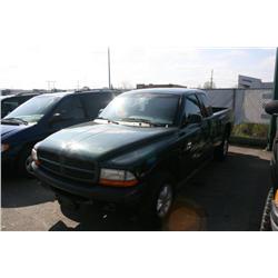 2000 DODGE DAKOTA X-CAB PU