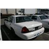 Image 3 : 2004 FORD CR-VIC 4DR WHITE