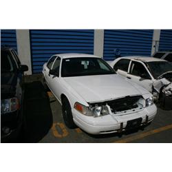 2005 FORD CR-VIC 4DR WHITE