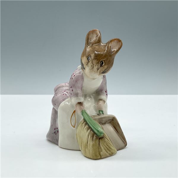 Royal Albert Beatrix Potter Figurine, Hunca Munca Sweeping
