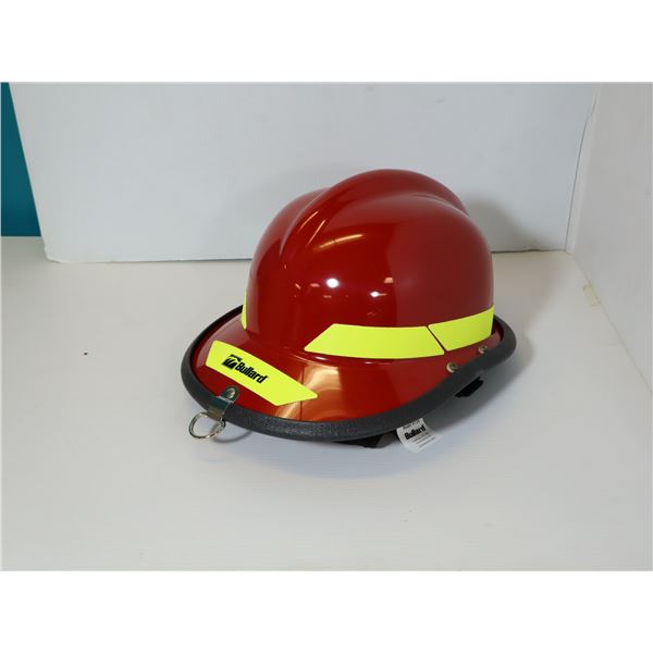CASQUE POMPIER ROUGE BULLARD R726 (PRIX DETAIL $560)