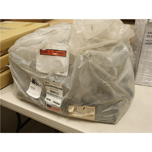 PQT DE 100 ABSORBANTS GPMC MAXX UNIVERSEL 15"19" 30 GAL D'ABSORPTION