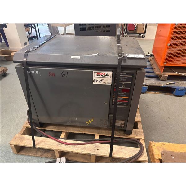 CHARGEUR 36v 600V, 60hz GNB