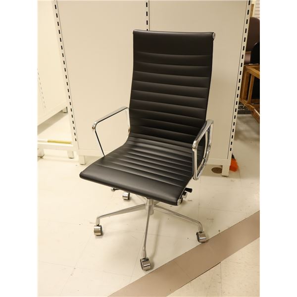 CHAISE DE SALLE DE RÉUNION