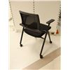 Image 2 : CHAISE MOBILE PLIANTE
