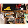 Image 4 : COFFRE D'OUTILS EN BOIS AVEC CONTENU 20"x9"x14"